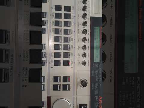 ** RARE/ make me an offer** Royal AR 200 drum machine image 17