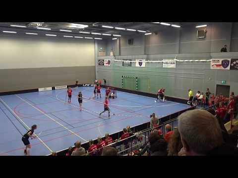 171126 Damer Div.1 Marstrands IBK - Lindås IBK (5-4 ef) Per3c