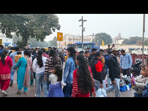 This is New Delhi 2025 🇮🇳 – Connaught Place (4K Walking Tour)