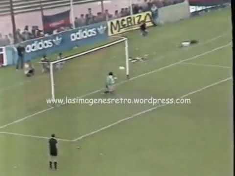 Video — Penal convertido vs Racing de Cordoba