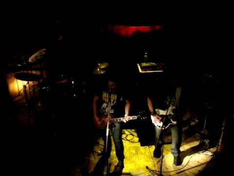 Έμμονο Γκρίζο - Βραδύτητα (Emmono Grizo - Braditita)