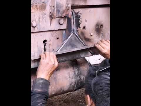 Repair cracked truck chassis by excellent welding skill