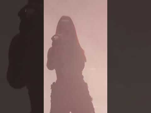 Mit diesem Intro von badmómzjay hat niemand gerechnet! #RedBullSoundclash22