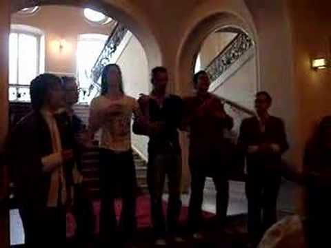 Vocal group cosmos "Don't worry, Be happy"