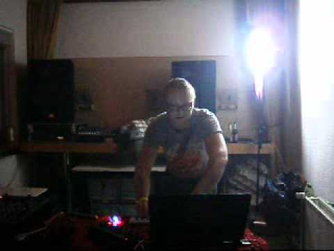 ascon bates aka hichie rawtune live @ hk sangerhausen.wmv
