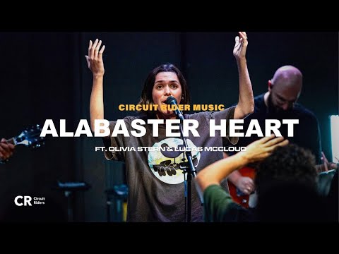 Alabaster Heart | WORSHIP MOMENT