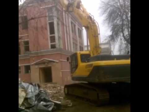 Демонтаж с разламываетелем