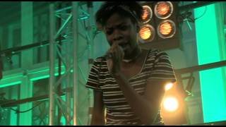 Studio Brussel: Coely - Ain't Chasing Pavements