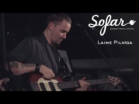 Laime Pilnīga - I'm in Love with Money | Sofar Riga