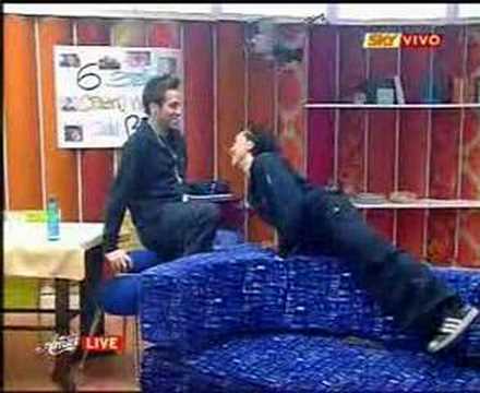 federico e jessica parlano di mattina