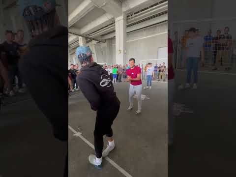 He was too confident😭 Describe his feeling in one word🤣 #football #skills #footballskills #shorts