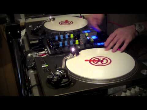 ACIDUKE vs. STEFAN "SCRATCH" HUNDSDORF - The Healthiest Woman in Space (Hip House Mix)