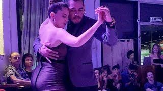 CTV (Troilo) Mara Oviedo y Sebastián Fernández. Tango Bar. 7may25 (2/4)