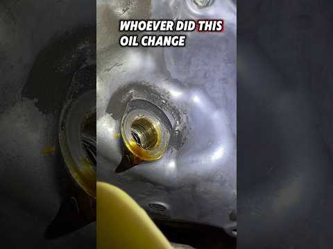 Technician Stripped Drain Plug #fail #mechanic #oilchange l