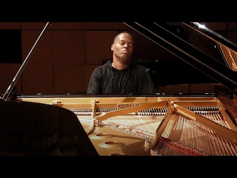 Ric’key Pageot — “Evgeni’s Waltz”, Abel Korzeniowski