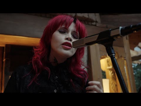 Bruses - Monstruos (está bn estar mal)