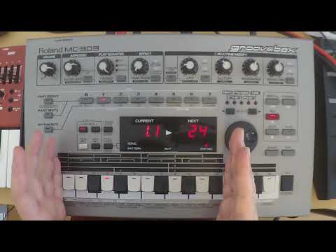 Roland MC 303 Tutorial Five - Step Recording for Instrument Parts