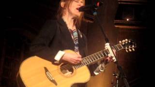 Suzanne Vega - Frank & Ava (Live @ Union Chapel, London, 13.06.12)