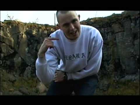 Sesar A: Nafnid_THE NAME_el nombre 2001