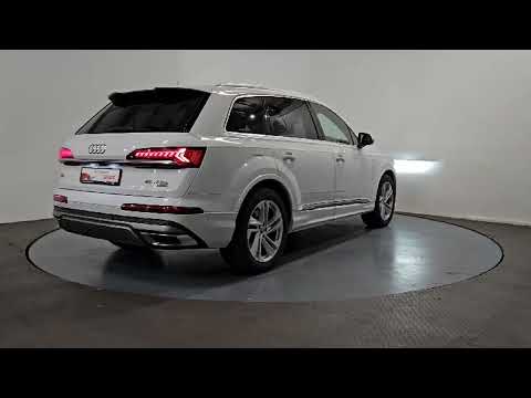 Audi Q7 55 TFSIe quattro Tiptronic S Line €156p/w - Image 2