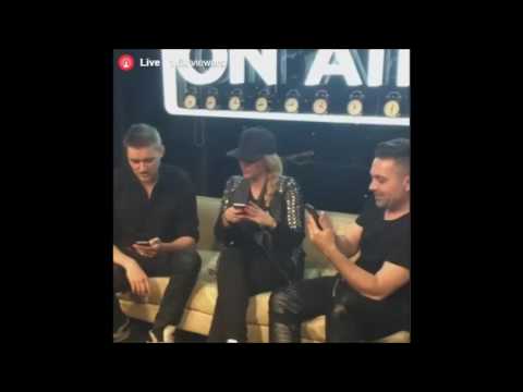 Kiss de la Anda Adam pentru Mocre