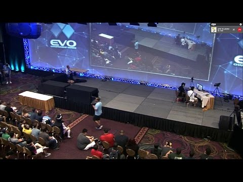 USF4 - EVO 2015 WOLFKRONE (viper) vs HIGH NIKI (yun)
