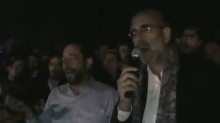 Shlomo Carlebach │HaTov  הטוב כי לא כלו │Benyamin Steinberg (הזמר והיוצר בנימין שטיינברג) - התמונה מוצגת ישירות מתוך אתר האינטרנט יוטיוב. זכויות היוצרים בתמונה שייכות ליוצרה. קישור קרדיט למקור התוכן נמצא בתוך דף הסרטון