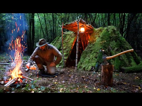 Solo Moss Survival Shelter Build & Overnighter