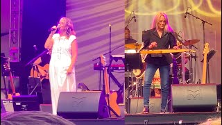 Joan Osborne &amp; Cindy Cashdollar. TRYIN' TO GET TO HEAVEN (Bob Dylan). Lincoln Center. June 22, 2025