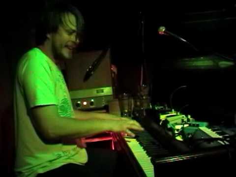 Marco Benevento Trio - Fearless (Pink Floyd cover) pt1 - 4-7-09 Louisville KY Reed Matthis