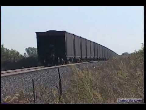 Classic Railroad Series 1193 - Two SP engines before UP paint, 1997.