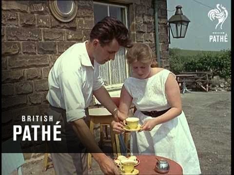 Out Takes / Cuts From Cp 451 - Reel 1 Of 2 - Wall Of Death Girl, Railway Cafe (1963)