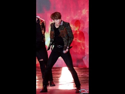 161008 DMC페스티벌 코리안 뮤직 웨이브 방탄소년단 (BTS) 불타오르네 (Fire) 정국 직캠 by.경호 (no sound)