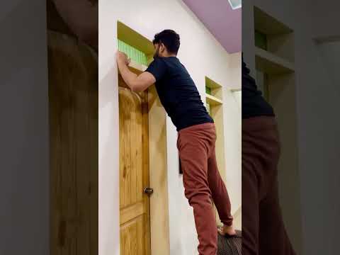 Shanu mobile lay kay chup gaya 😂😂 #trending #funny #youtubeshorts #shorts