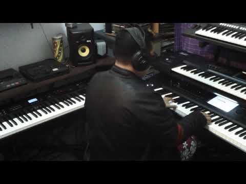 Membandingkan sound piano Kronos VS Kawai MP7SE (Comparing piano sounds of Kronos VS Kawai MP7SE)