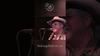 Robert Earl Keen delivers a hilarious tale about a burnt breakfast at IHOP you won’t want to miss! 😂