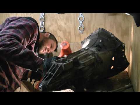 Chevy NV3500 5 speed manual transmission Tear-Down PART 1: Separating the halves