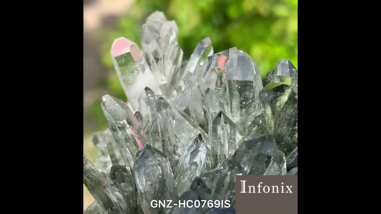 [高品質・ガネッシュヒマール産]ヒマラヤ水晶クラスター/原石（高透明度・アクチノライト・クローライト）-slide-youtube