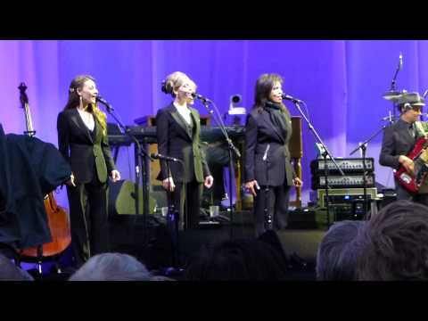 Video thumbnail for I Can’t Forget (Live in Copenhagen)