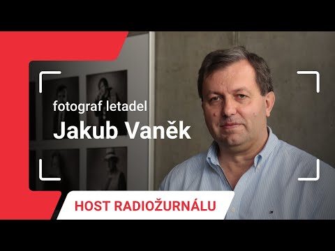 Jakub Vaněk: Stíhačky pózují, předvádějí se před objektivem