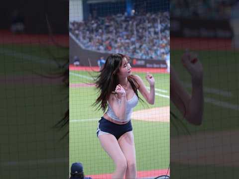 李珠珢 跳舞起來有種致命的吸引力 #李珠珢 #이주은 #fubonguardians #cheerleader @Jueun_0724