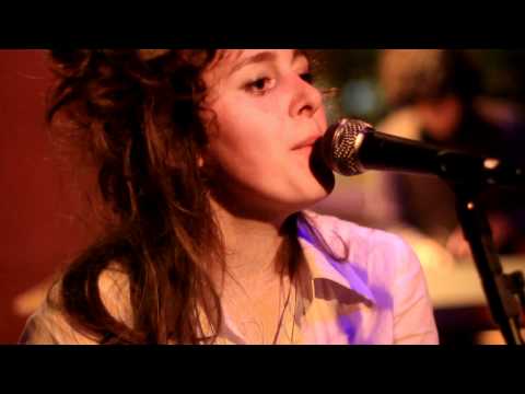 Giovanni Caruso & O Escambau - Dos Amores Mais Vendidos (ao vivo no Ocidente)