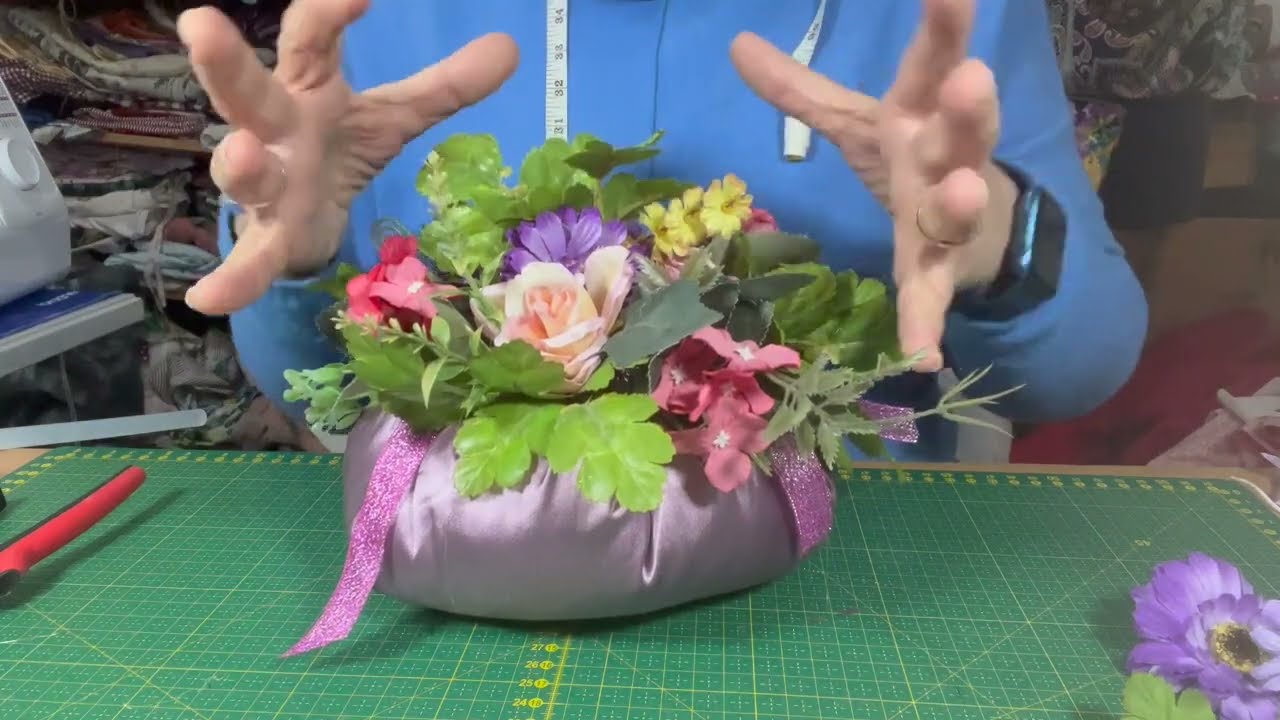 BON BON perfetta idea regalo Bomboniera o profumatore casa I idea per riciclare fiori ?? finti