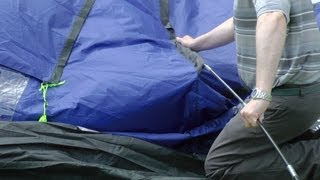 preview picture of video 'Pitching The Family Tent (Hi Gear Voyager 6)'