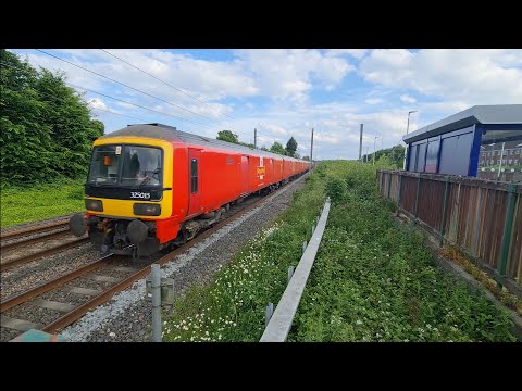 Royal Mail 325015 and 325001 at Euxton Balshaw Lane on 1S80 7th June 2022