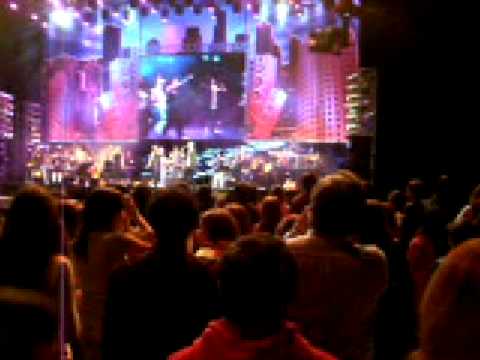 Just Girls feat 4Taste - Viver a vida / Morangos Live