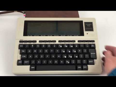 Tandy Model TRS-80 102 Portable Computer - early laptop 1987