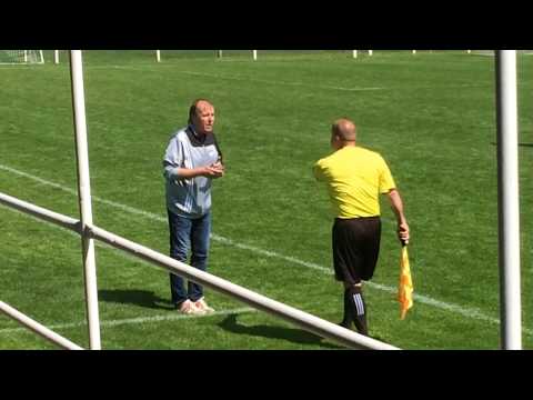 Incident mezi trenérem a pomezním rozhodčím, U17 MFK Trutnov - TJ Sokol Třebeš, 21.5.2017