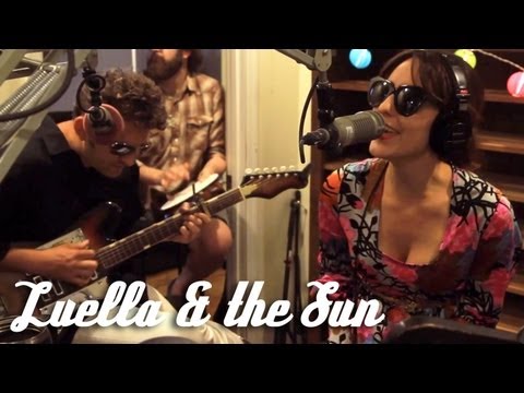 Luella and the Sun - Ditch Rider - Live at Lightning 100 studio