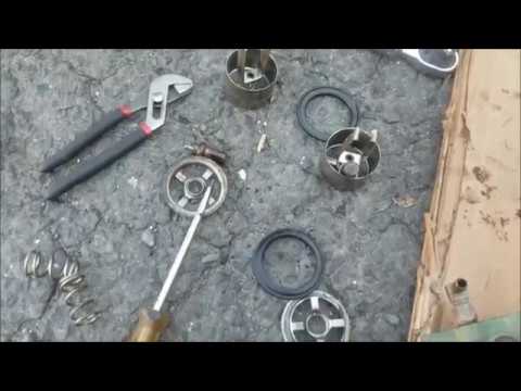 Detroit Diesel Series 60 Thermostat Replacement (Freightliner Cascadia)